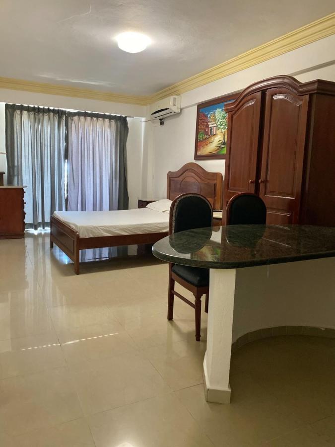 Aparta Hotel Caribe Paraiso Хуан-Долио Экстерьер фото